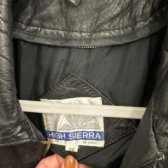 Vintage High Sierra Bomber Leather Jacket - Picture 8 of 13